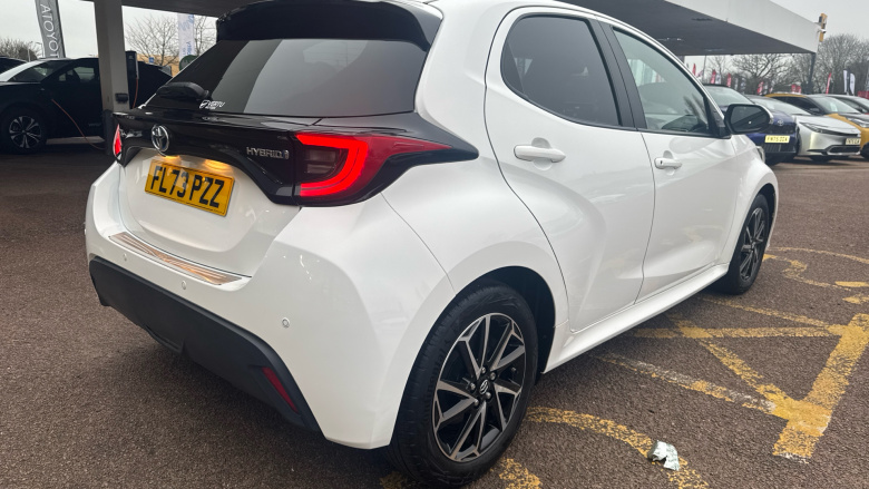 Toyota Yaris 1.5 Hybrid Design 5dr CVT Hybrid Hatchback